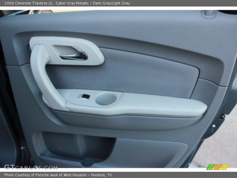 Cyber Gray Metallic / Dark Gray/Light Gray 2009 Chevrolet Traverse LS