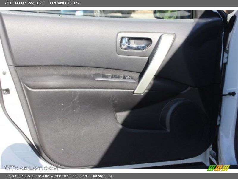 Pearl White / Black 2013 Nissan Rogue SV