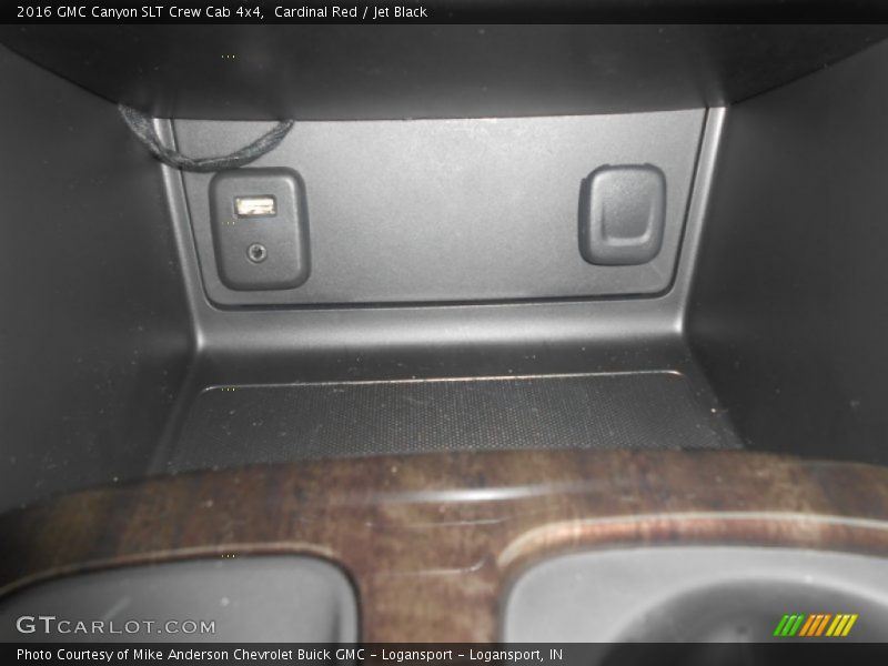 Cardinal Red / Jet Black 2016 GMC Canyon SLT Crew Cab 4x4