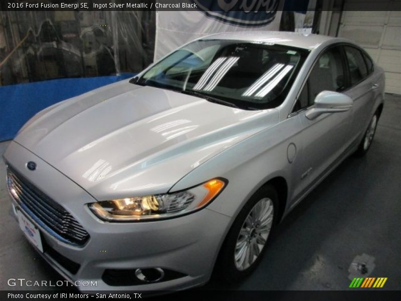 Ingot Silver Metallic / Charcoal Black 2016 Ford Fusion Energi SE