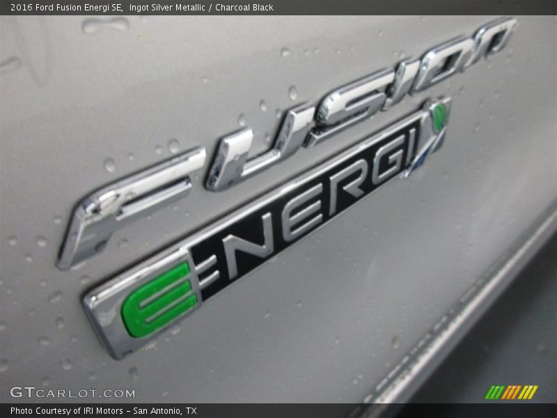 Ingot Silver Metallic / Charcoal Black 2016 Ford Fusion Energi SE