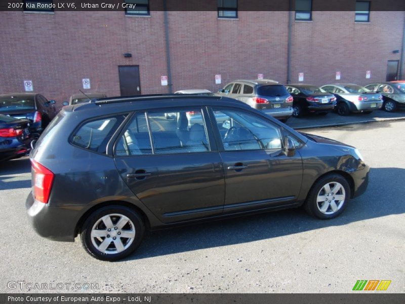 Urban Gray / Gray 2007 Kia Rondo LX V6