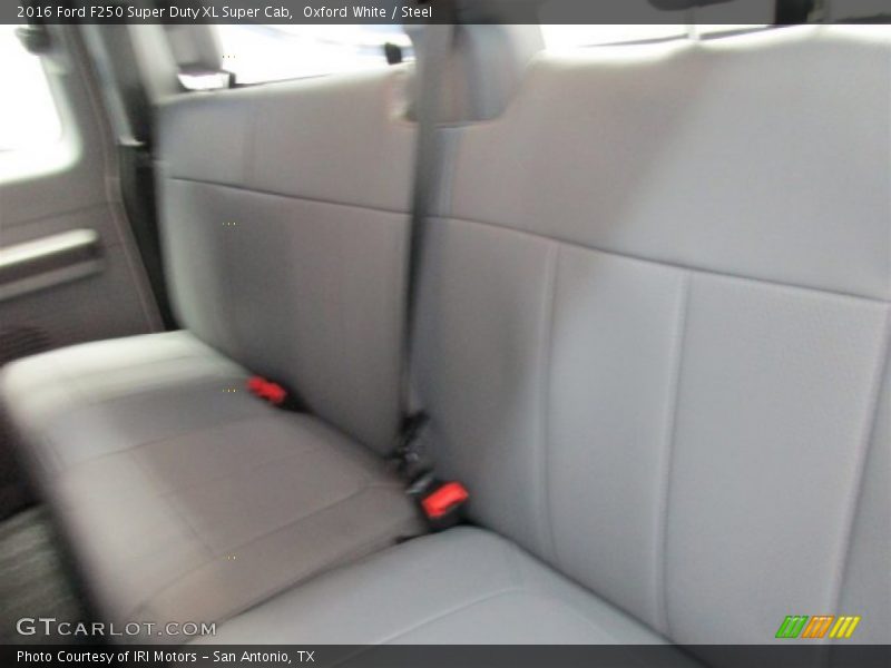 Oxford White / Steel 2016 Ford F250 Super Duty XL Super Cab