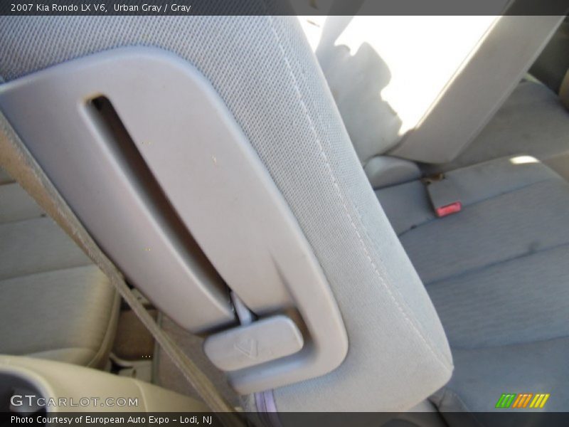 Urban Gray / Gray 2007 Kia Rondo LX V6