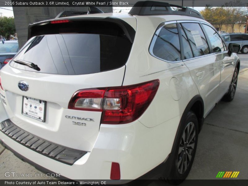 Crystal White Pearl / Slate Black 2016 Subaru Outback 3.6R Limited