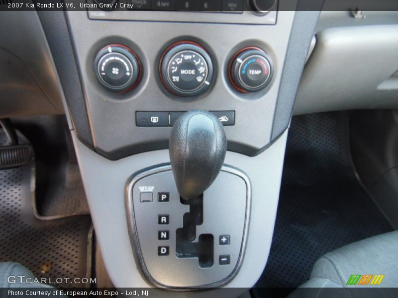 Urban Gray / Gray 2007 Kia Rondo LX V6