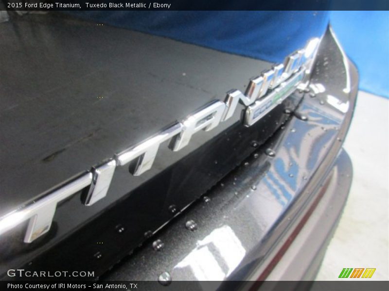 Tuxedo Black Metallic / Ebony 2015 Ford Edge Titanium