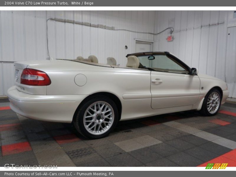 White / Beige 2004 Volvo C70 Low Pressure Turbo