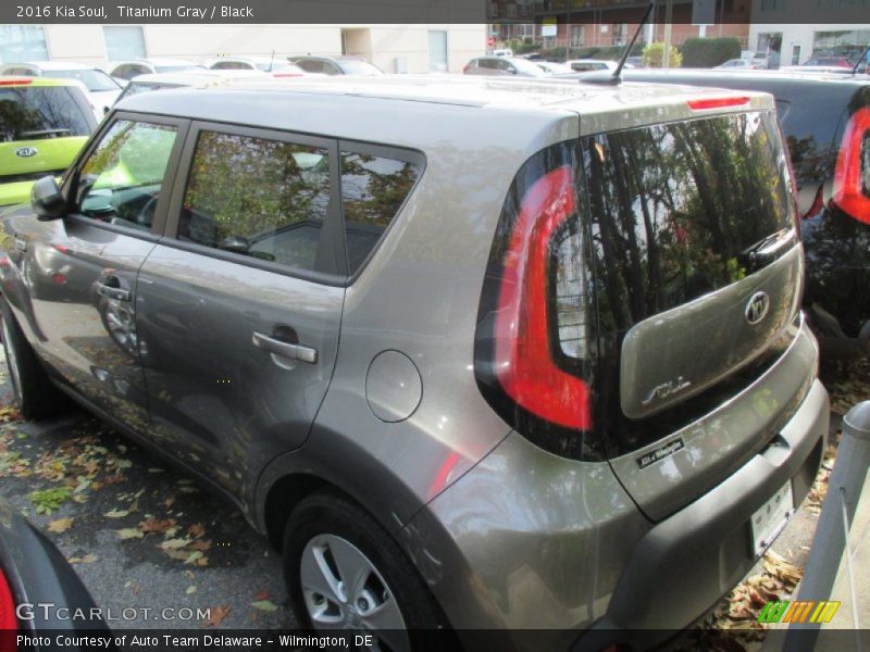 Titanium Gray / Black 2016 Kia Soul