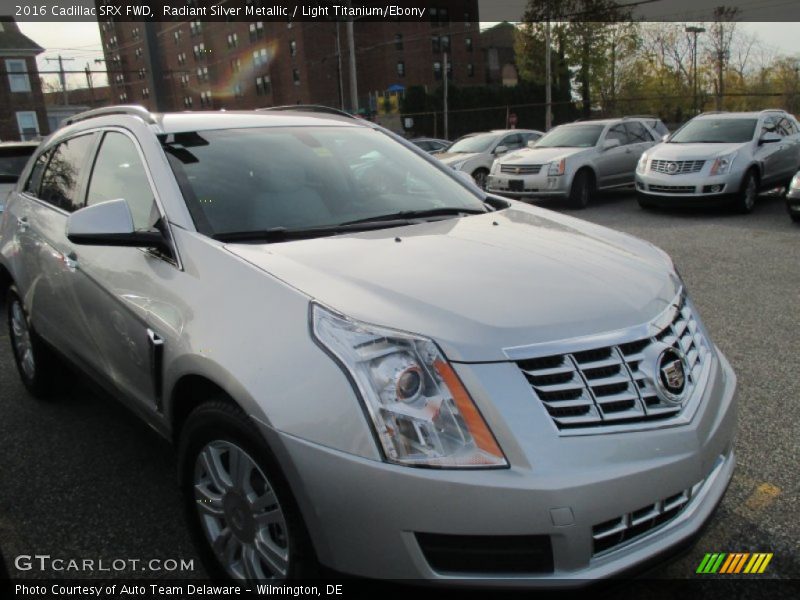 Radiant Silver Metallic / Light Titanium/Ebony 2016 Cadillac SRX FWD