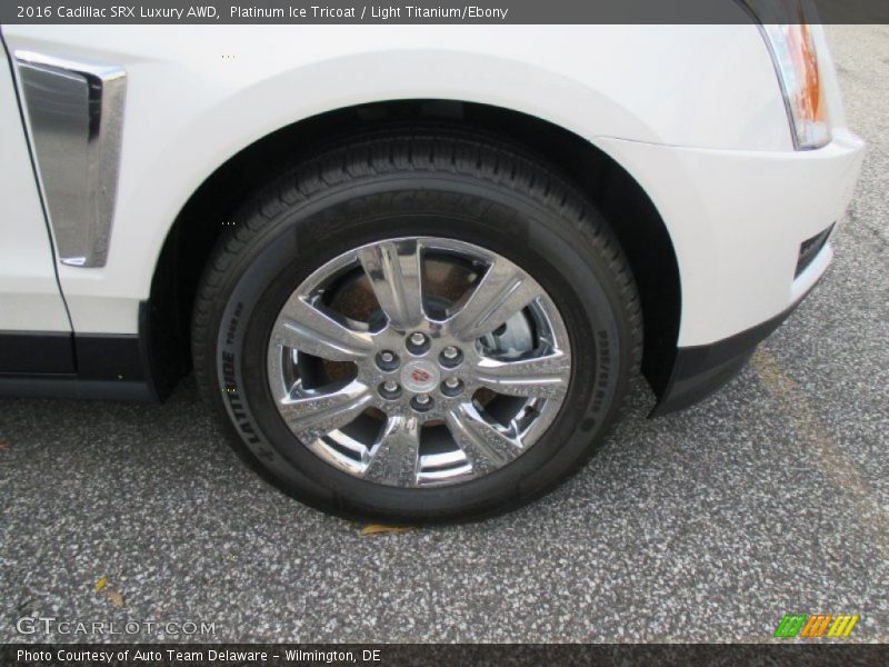 Platinum Ice Tricoat / Light Titanium/Ebony 2016 Cadillac SRX Luxury AWD