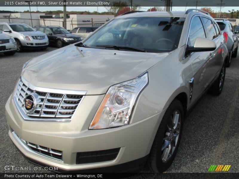 Front 3/4 View of 2015 SRX FWD