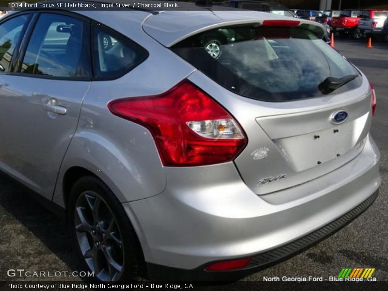 Ingot Silver / Charcoal Black 2014 Ford Focus SE Hatchback