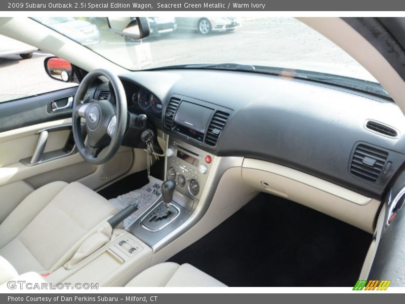 Seacrest Green Metallic / Warm Ivory 2009 Subaru Outback 2.5i Special Edition Wagon