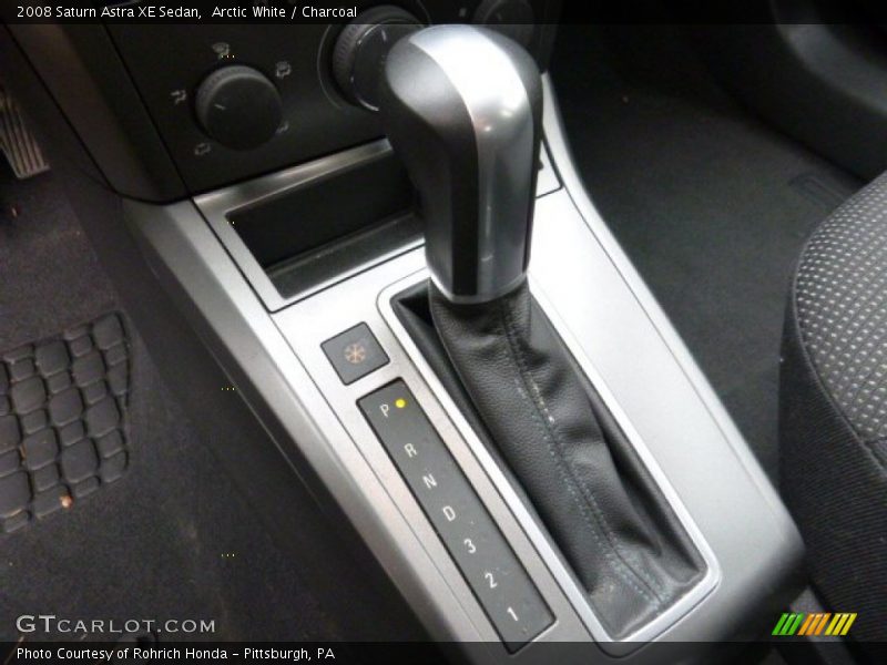 Arctic White / Charcoal 2008 Saturn Astra XE Sedan