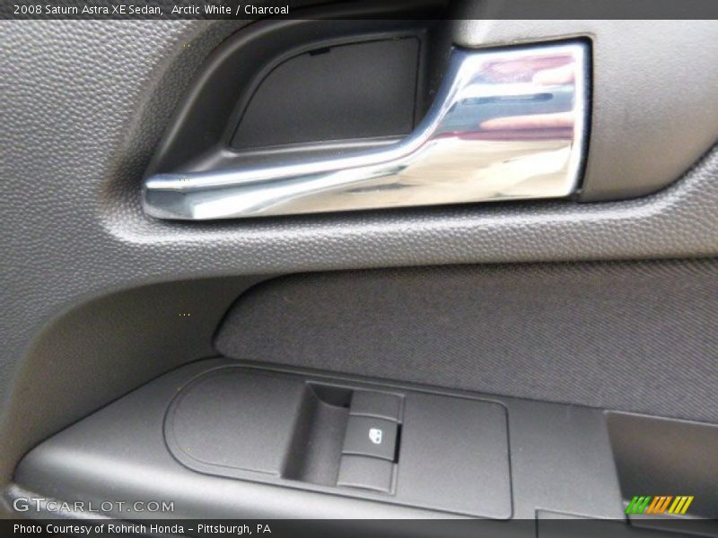 Arctic White / Charcoal 2008 Saturn Astra XE Sedan