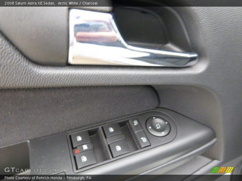 Arctic White / Charcoal 2008 Saturn Astra XE Sedan