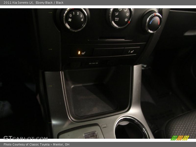 Ebony Black / Black 2011 Kia Sorento LX