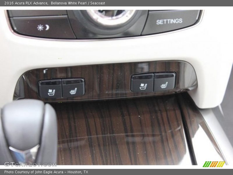 Bellanova White Pearl / Seacoast 2016 Acura RLX Advance