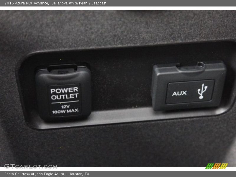 Bellanova White Pearl / Seacoast 2016 Acura RLX Advance