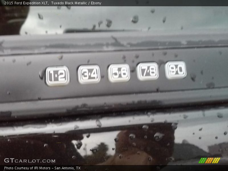 Tuxedo Black Metallic / Ebony 2015 Ford Expedition XLT