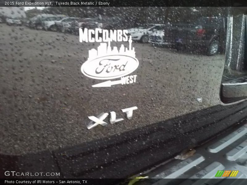 Tuxedo Black Metallic / Ebony 2015 Ford Expedition XLT