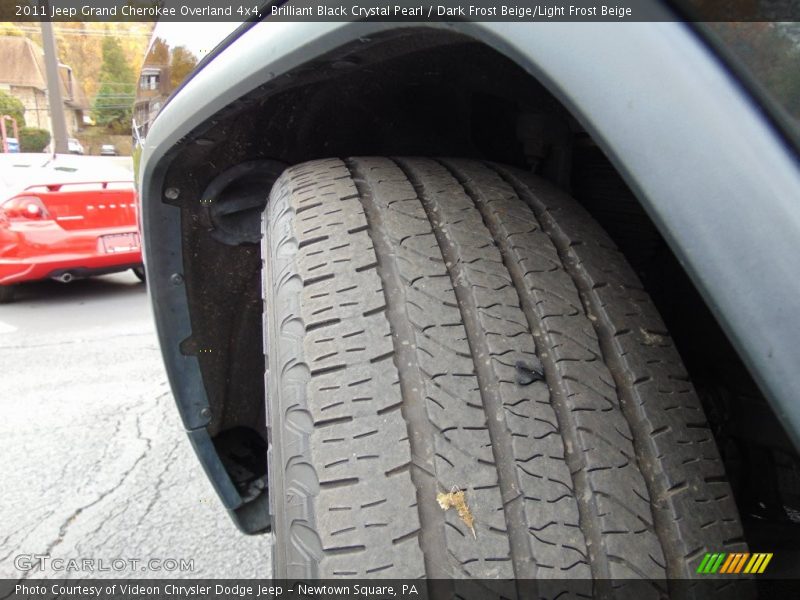Brilliant Black Crystal Pearl / Dark Frost Beige/Light Frost Beige 2011 Jeep Grand Cherokee Overland 4x4