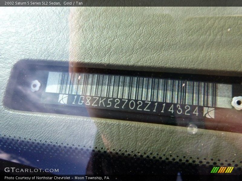 Gold / Tan 2002 Saturn S Series SL2 Sedan