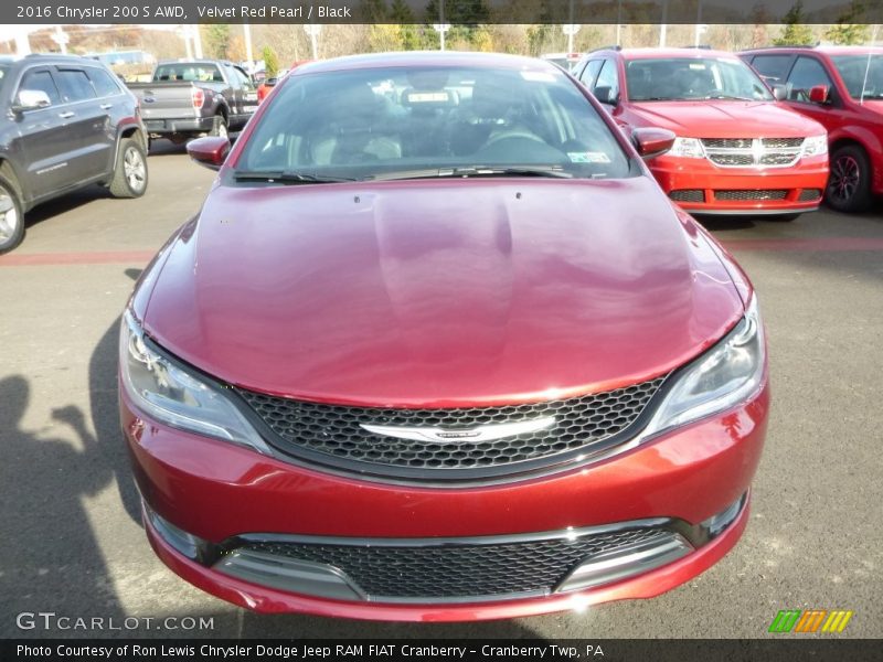  2016 200 S AWD Velvet Red Pearl