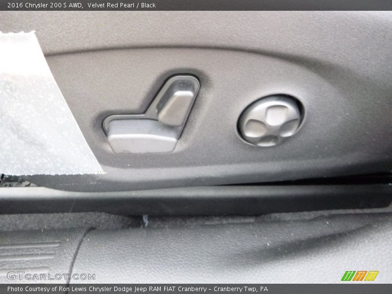 Velvet Red Pearl / Black 2016 Chrysler 200 S AWD