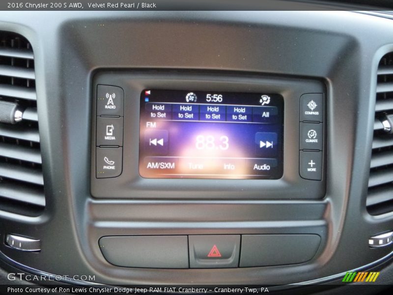 Controls of 2016 200 S AWD