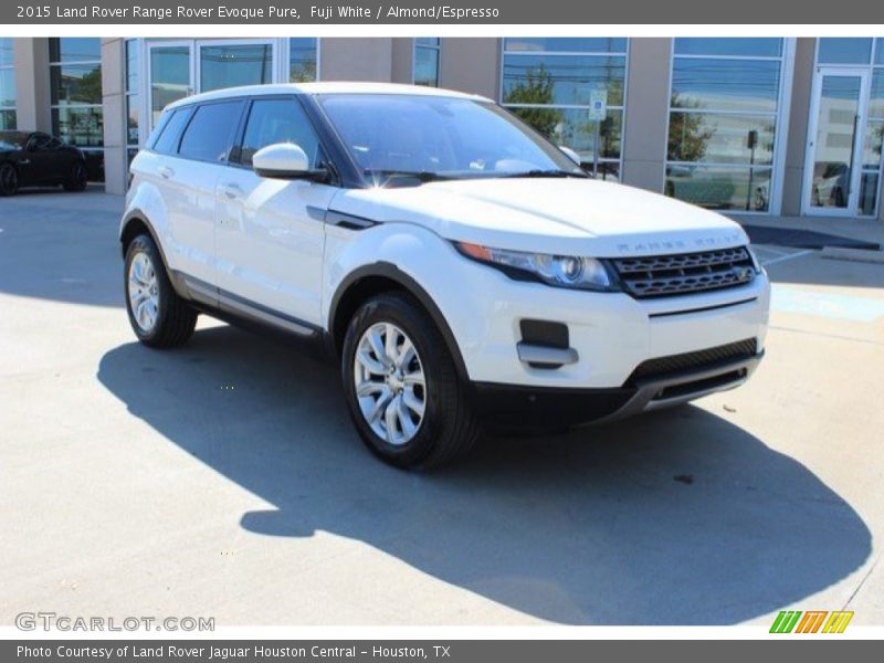 Fuji White / Almond/Espresso 2015 Land Rover Range Rover Evoque Pure