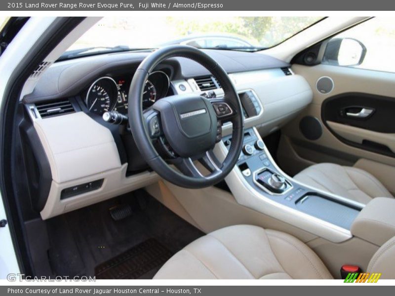 Fuji White / Almond/Espresso 2015 Land Rover Range Rover Evoque Pure