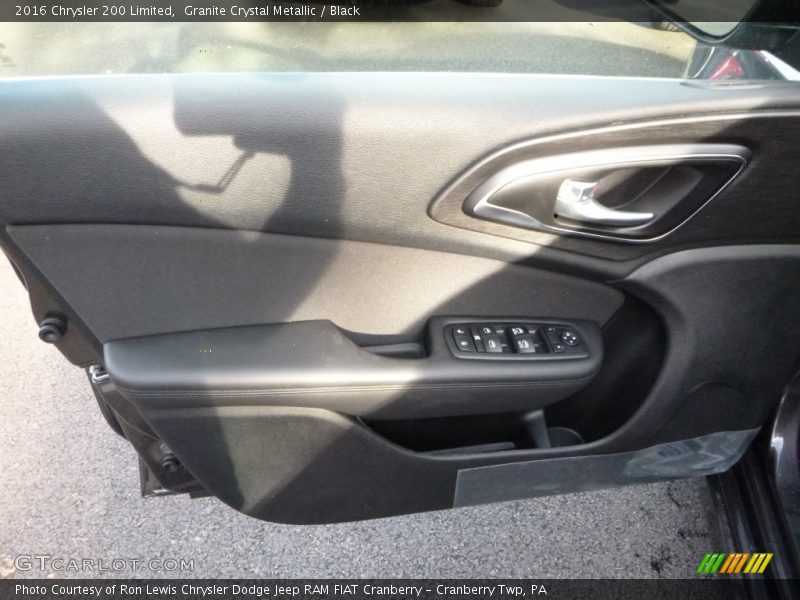 Granite Crystal Metallic / Black 2016 Chrysler 200 Limited