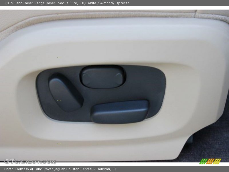 Fuji White / Almond/Espresso 2015 Land Rover Range Rover Evoque Pure