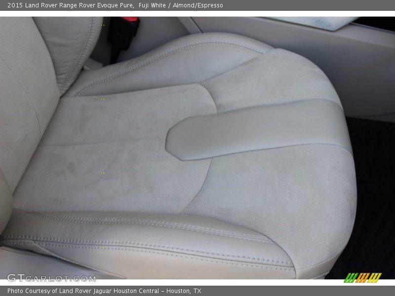Fuji White / Almond/Espresso 2015 Land Rover Range Rover Evoque Pure