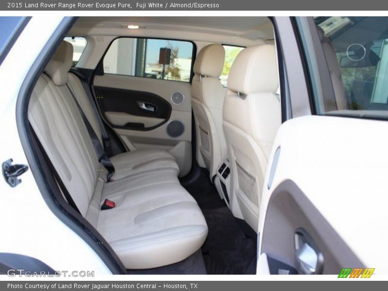 Fuji White / Almond/Espresso 2015 Land Rover Range Rover Evoque Pure