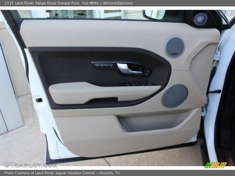 Fuji White / Almond/Espresso 2015 Land Rover Range Rover Evoque Pure