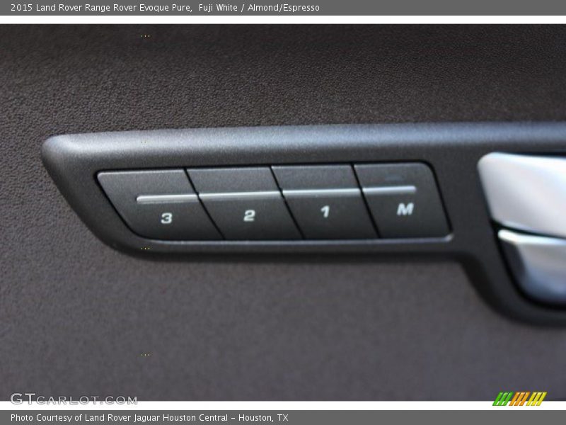 Fuji White / Almond/Espresso 2015 Land Rover Range Rover Evoque Pure