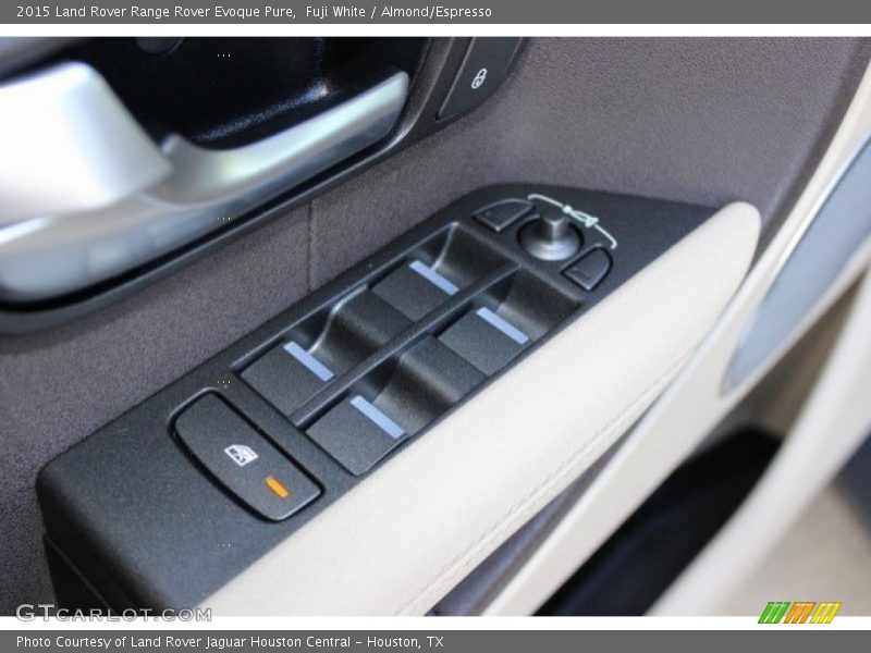 Fuji White / Almond/Espresso 2015 Land Rover Range Rover Evoque Pure