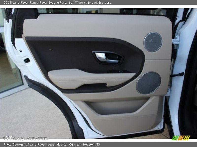 Fuji White / Almond/Espresso 2015 Land Rover Range Rover Evoque Pure