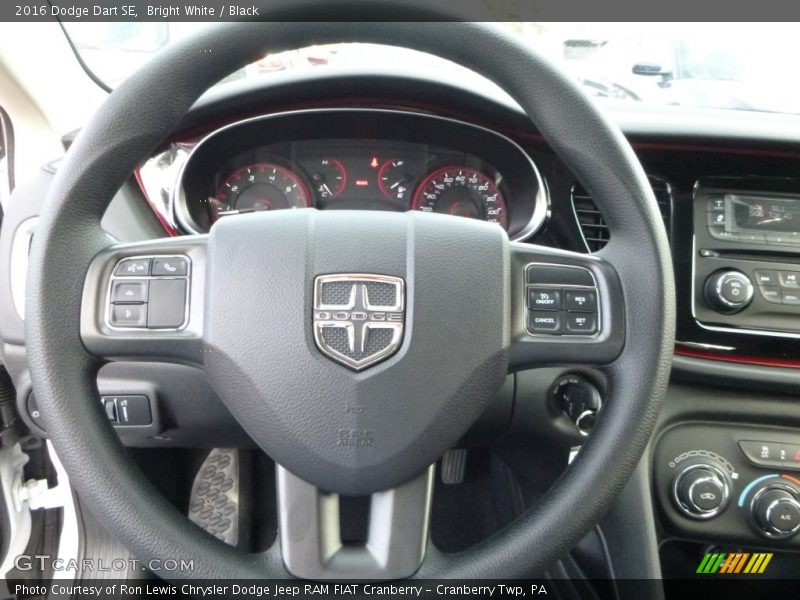 Bright White / Black 2016 Dodge Dart SE