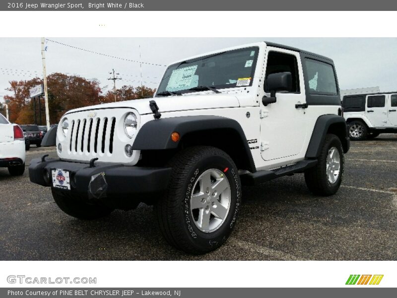 Bright White / Black 2016 Jeep Wrangler Sport