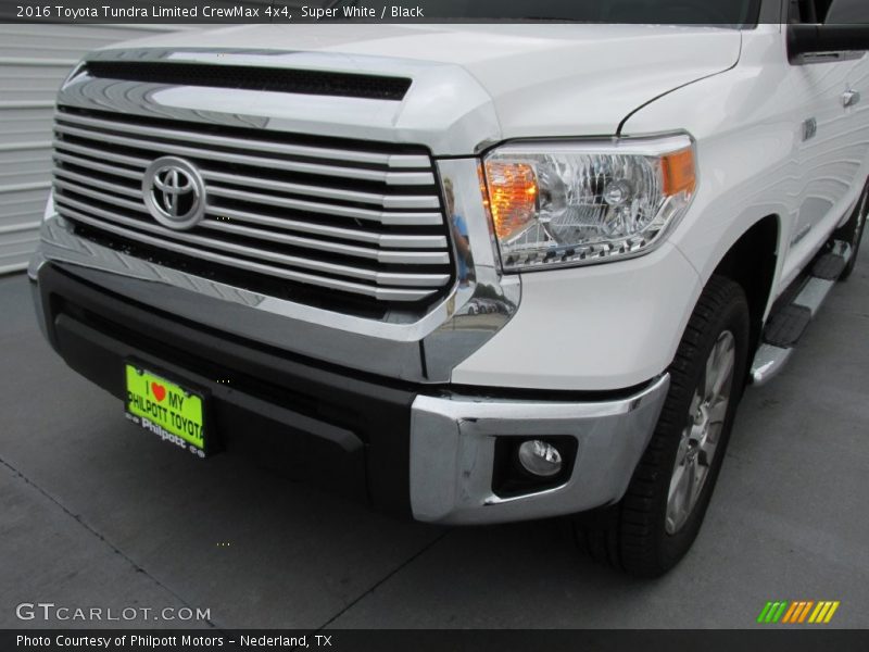 Super White / Black 2016 Toyota Tundra Limited CrewMax 4x4