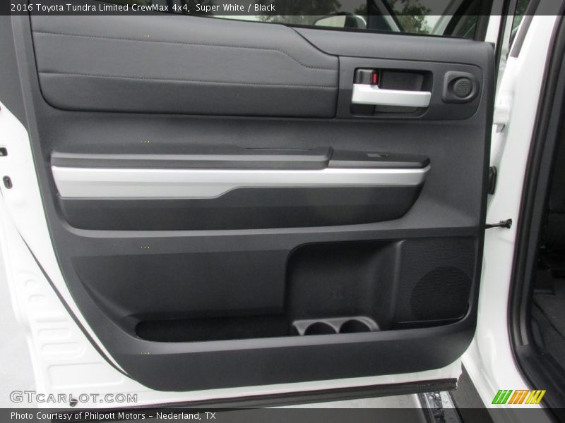 Super White / Black 2016 Toyota Tundra Limited CrewMax 4x4