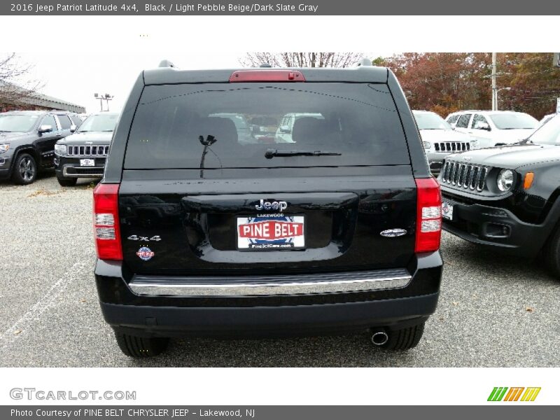Black / Light Pebble Beige/Dark Slate Gray 2016 Jeep Patriot Latitude 4x4