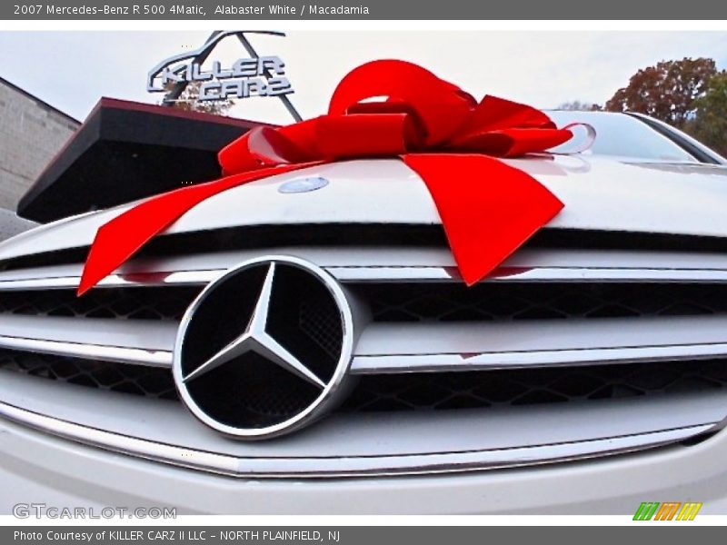 Alabaster White / Macadamia 2007 Mercedes-Benz R 500 4Matic