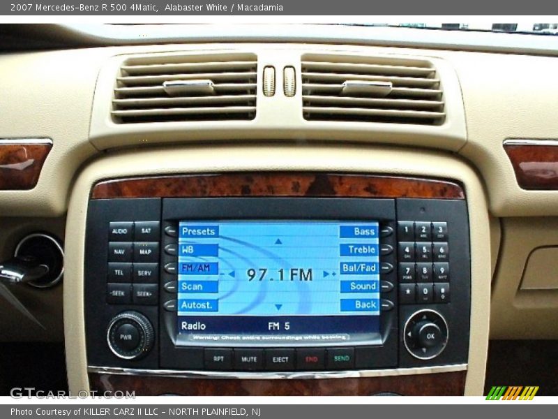 Alabaster White / Macadamia 2007 Mercedes-Benz R 500 4Matic