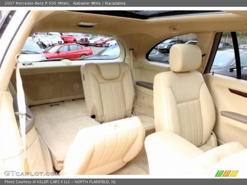 Alabaster White / Macadamia 2007 Mercedes-Benz R 500 4Matic
