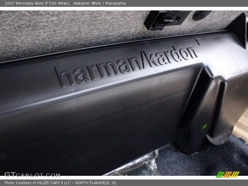 Alabaster White / Macadamia 2007 Mercedes-Benz R 500 4Matic